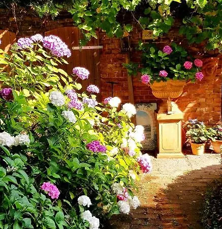 Ferienwohnung Flora *